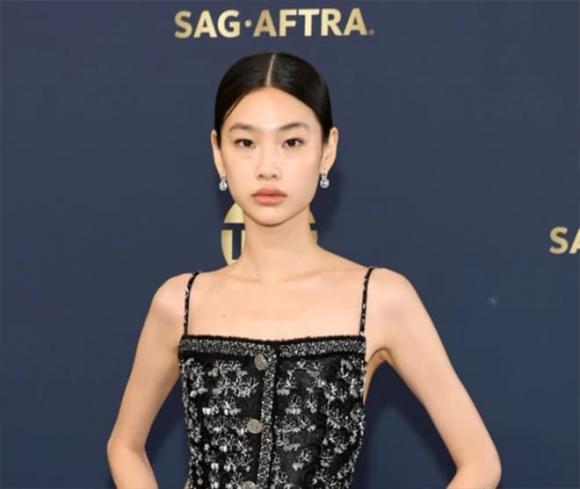 Jodie Comer, Bella Hadid, Taylor Swift, Kim Kardashian, sao Hollywood