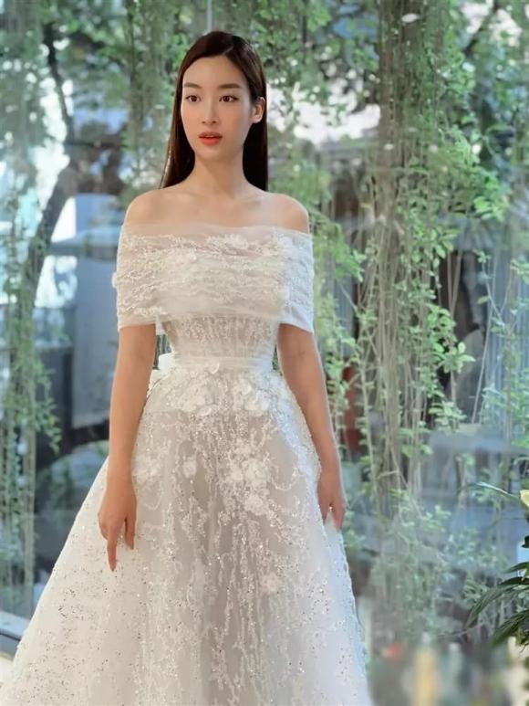 hoa hậu Đỗ Mỹ Linh, sao Việt