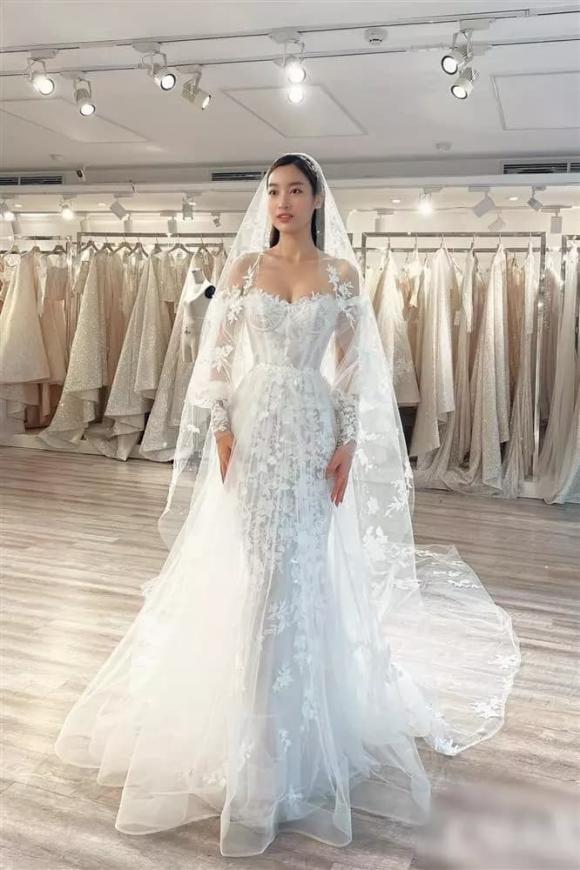 hoa hậu Đỗ Mỹ Linh, sao Việt