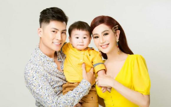 ca sĩ Lâm Khánh Chi, sao Việt