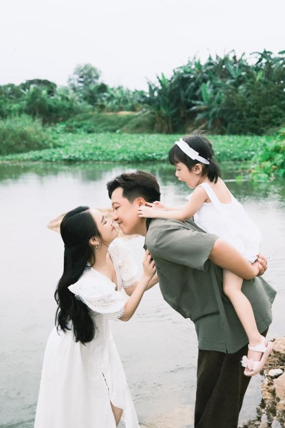 con gái Trường Giang, 