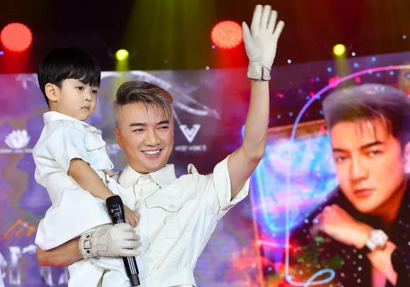 ca sĩ đàm vĩnh hưng,nam ca sĩ Đàm Vĩnh Hưng,sao Việt