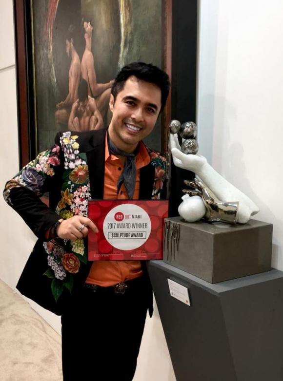 Hiệp sĩ - họa sĩ Daniel K. Winn, Winn Slavin Fine Art