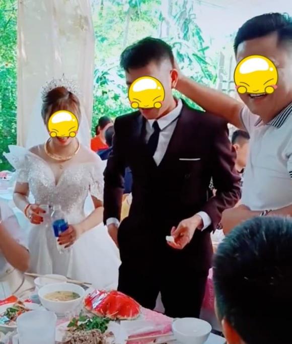 cô dâu, phong bì mừng cưới, giới trẻ 