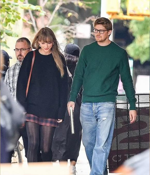 Taylor Swift, Joe Alwy, sao Hollywood