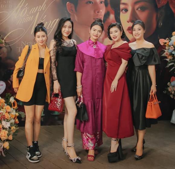 Sao mai thu hằng,ca sĩ thu hằng,sao việt