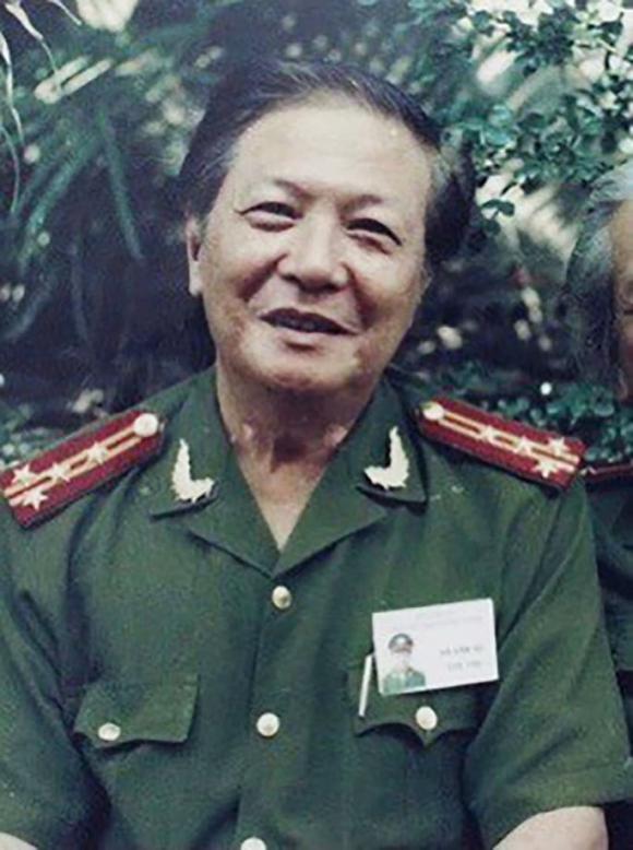 NSƯT Hà Văn Trọng, NSƯT Hà Văn Trọng qua đời, đạo diễn số đỏ