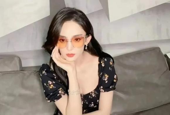 Angelababy, Đồng Lệ Á, sao hoa ngữ