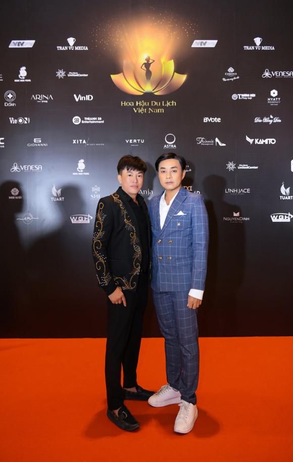 hoa-hau-du-lich-viet-nam-ntk-tommy-nguyen (1).jpg 3 NTK Tommy Nguyễn, Hoa hậu du lịch Việt Nam