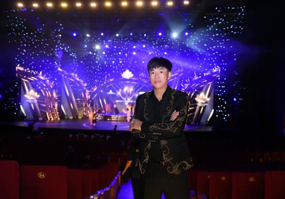 hoa-hau-du-lich-viet-nam-ntk-tommy-nguyen (1).jpg 0 NTK Tommy Nguyễn, Hoa hậu du lịch Việt Nam