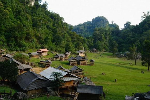 Hang Táu, người H'Mông, Mộc Châu