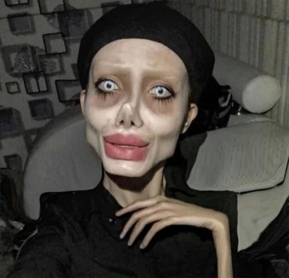 Angelina Jolie phiên bản thây ma, Sahar Tabar