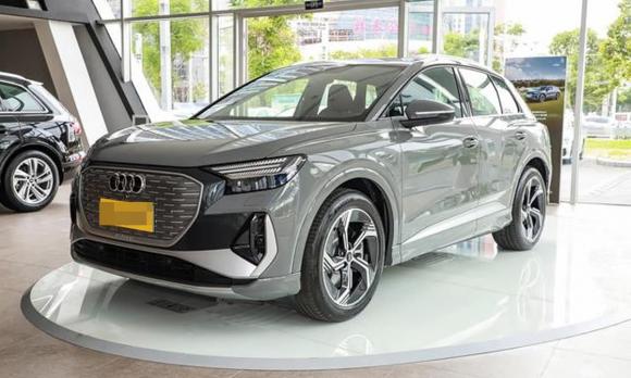 Audi Q4 e-tron, xe sang, ô tô mới
