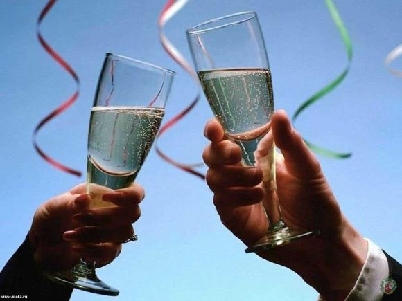 nguyên tắc trên bàn ăn, quy tắc lịch sự khu dùng bữa tại nhà hàng, quy tắc khi dùng bữa tại nhà hàng