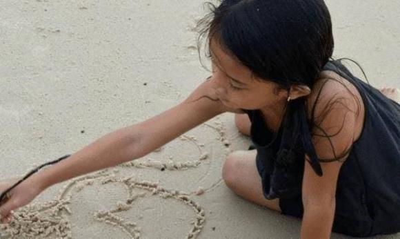 dấu hiệu trẻ thông minh, trẻ thông minh, dấu hiệu trẻ thông minh khi còn nhỏ