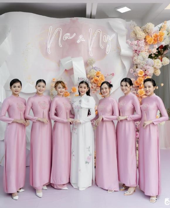 hoa hậu Lê Âu Ngân Anh, sao Việt