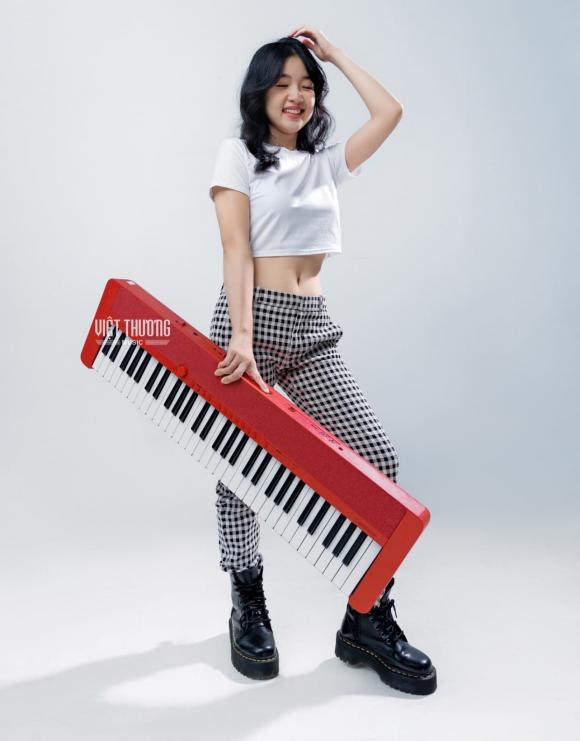 Gen Z, âm nhạc, Việt Thương Music