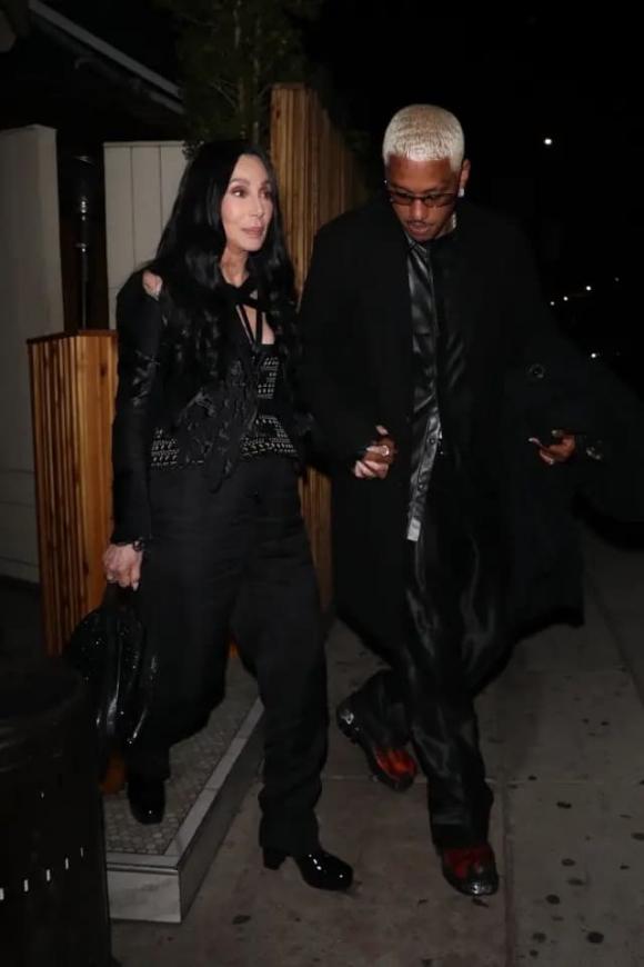 Cher, Cher hẹn hò bạn trai, sao hẹn hò, sao hollywood