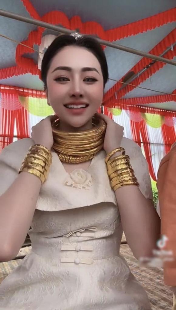cô dâu, cô dâu đeo vàng, giới trẻ 