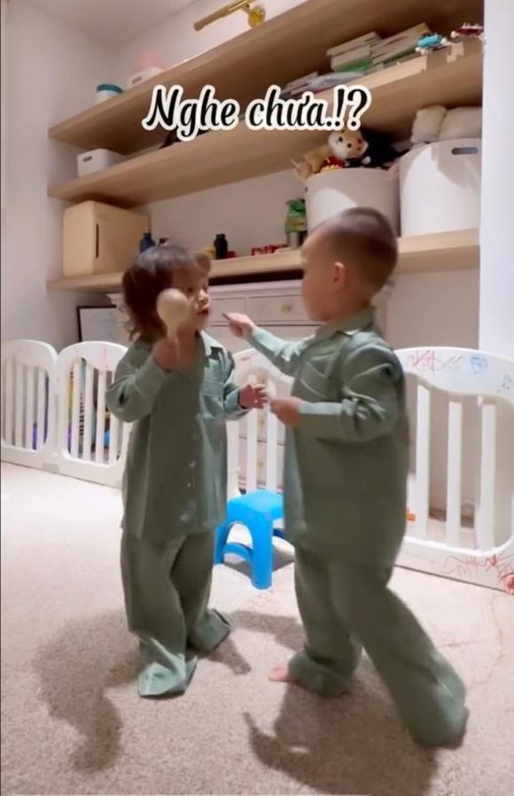 ca sĩ Hồ Ngọc Hà,nữ ca sĩ hồ ngọc hà,diễn viên Kim Lý,cặp sinh đôi nhà Hà Hồ, sao Việt
