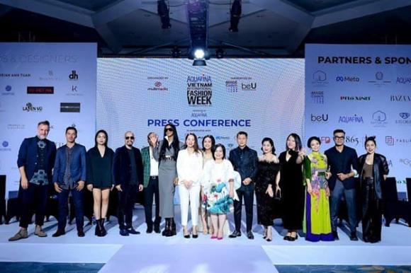 Jang HaNa,Be Your Queen,Aquafina Tuần lễ thời trang quốc tế Việt Nam thu - đông 2022