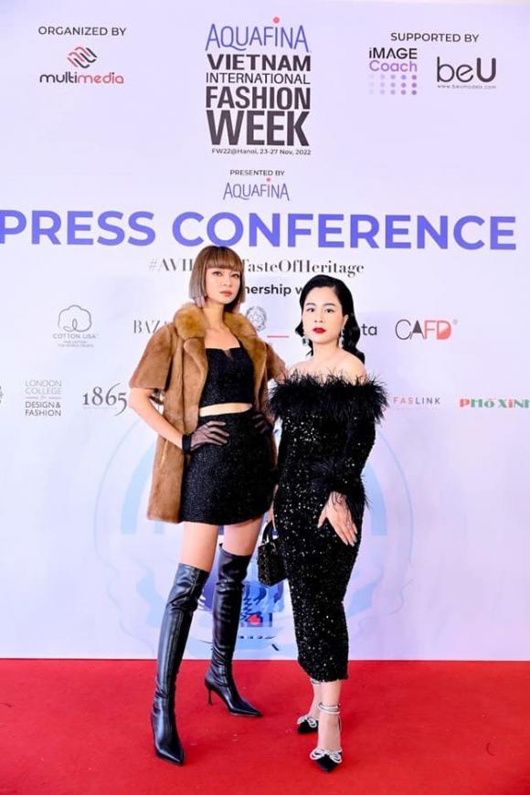 Jang HaNa,Be Your Queen,Aquafina Tuần lễ thời trang quốc tế Việt Nam thu - đông 2022