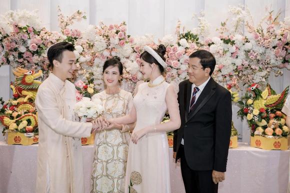 hoa hậu Lê Âu Ngân Anh, MC Phan Tô Ny, sao Việt