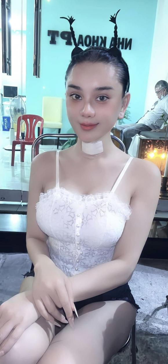Lâm Khánh Chi, ca sĩ chuyển giới Lâm Khánh Chi, sao Việt