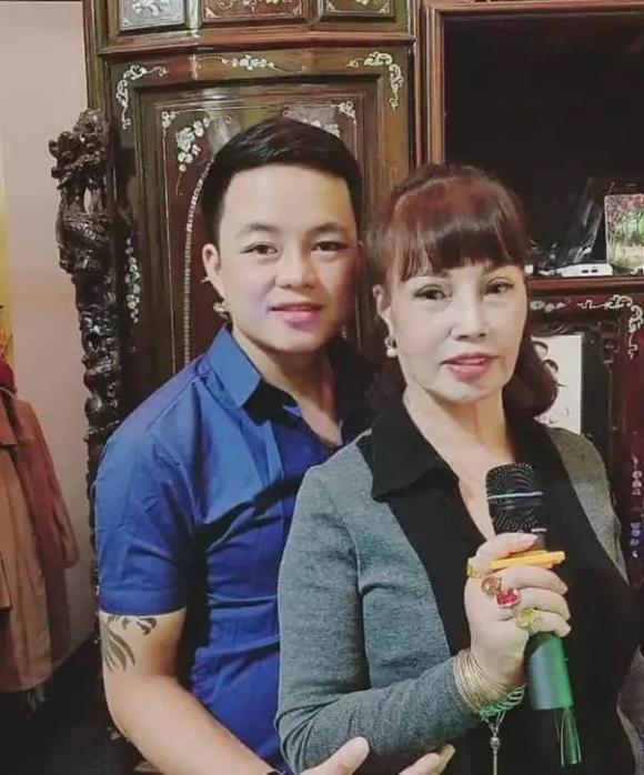 cô dâu Cao Bằng, Thu Sao, Hoa Cương