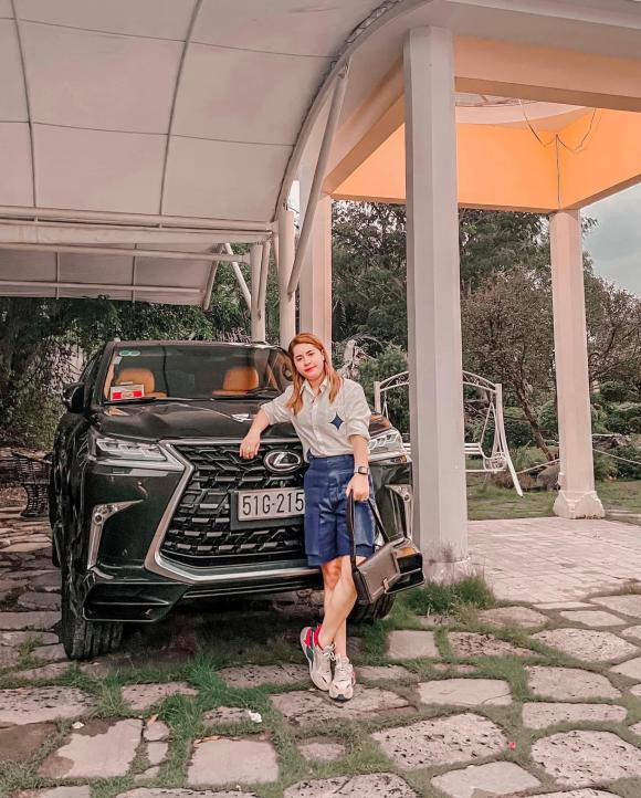 Doanh nhân Casa Hà, xe biển số đẹp, sưu tầm xe