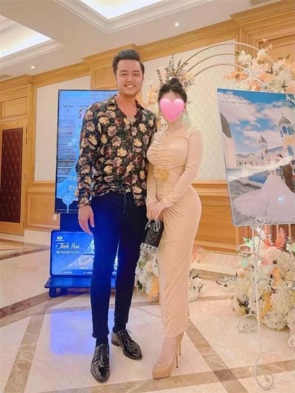 người mẫu Vũ Hoàng Việt, sao Việt