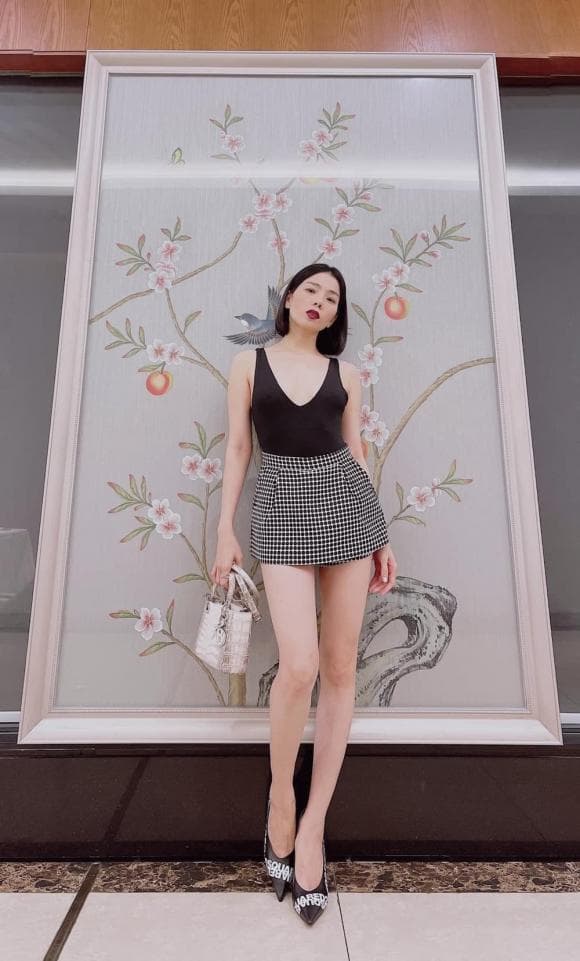 lệ quyên, ca sĩ lệ quyên, sao việt