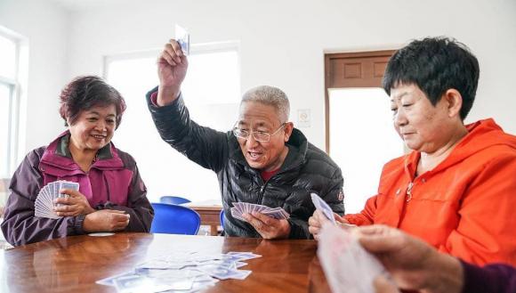 Một người đàn ông bao nhiêu tuổi được coi là già? tuổi già, người đàn ông già