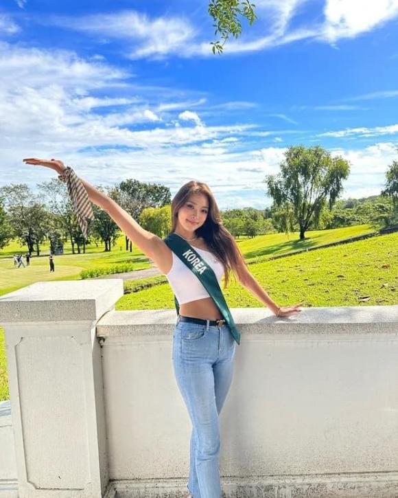  Mina Sue Choi,  Miss Earth 2022, hoa hậu trái đất