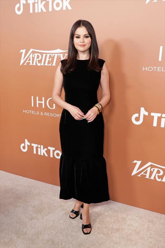 Selena Gomez, thảm đỏ Hitmakers 2022 của Variety, sao Hollywood