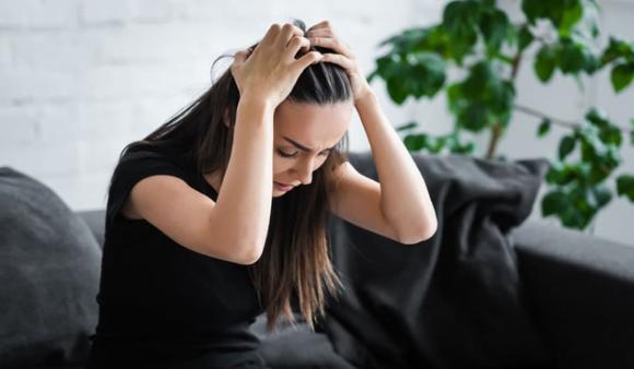 công sở, môi trường công sở, đồng nghiệp bị sa thải