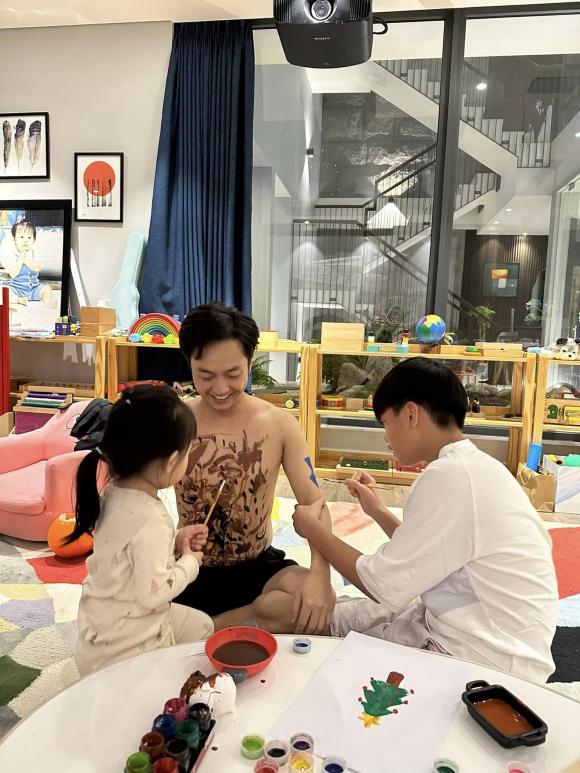 doanh nhân cường đô la,nữ ca sĩ đàm thu trang,sao Việt