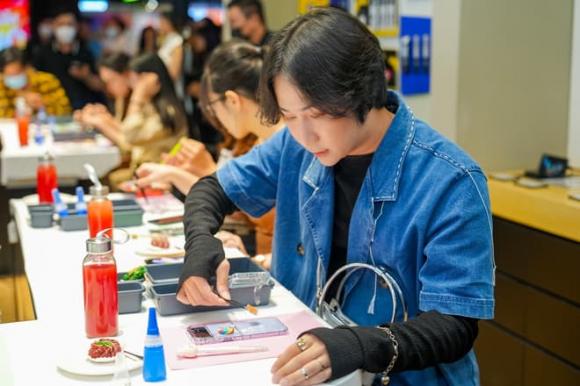 Cửa hàng Trải Nghiệm Samsung, Cá nhân hóa cùng Galaxy, tra cứu Nhân số học