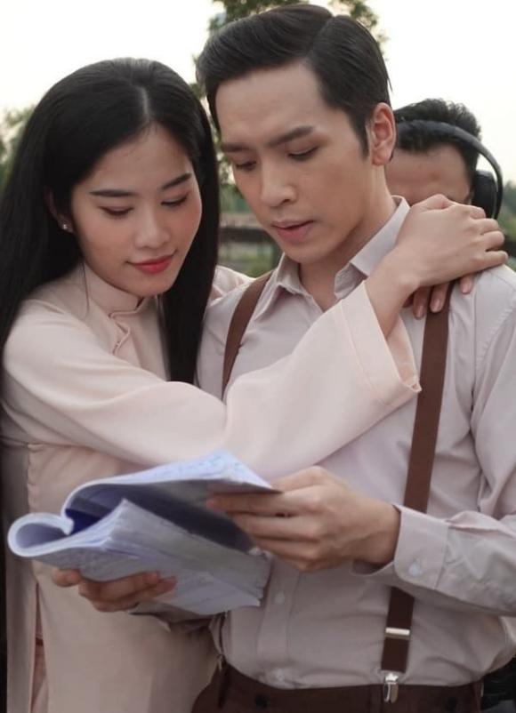 hoa khôi Nam Em, sao Việt