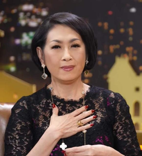 ca sĩ Ý Lan, danh ca Thái Thanh,sao Việt