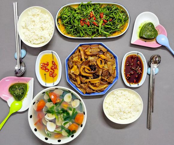mâm cơm, mâm cơm nấu cho con, món ngon 