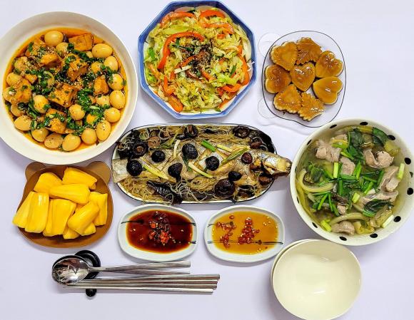 mâm cơm, mâm cơm nấu cho con, món ngon 
