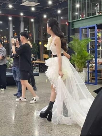 sao việt, sao việt bị chụp lén, ảnh sao việt để mặt mộc 