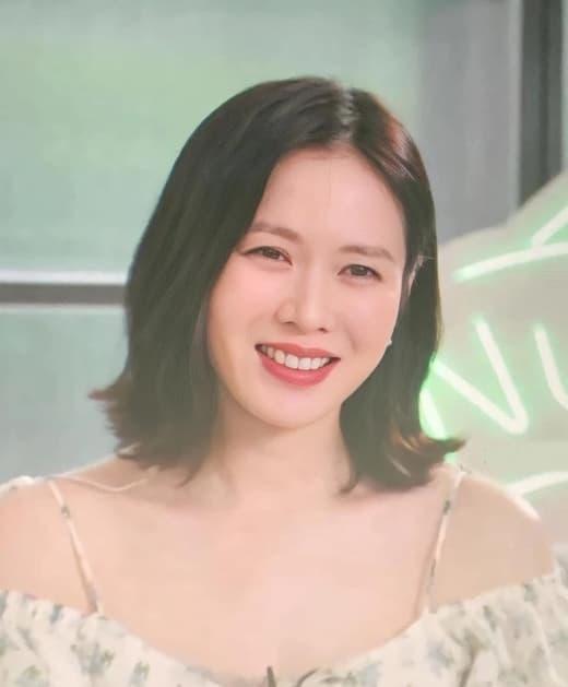 son ye jin, han ji hye, hương mùa hè, sao hàn 