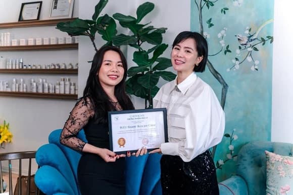 Trần Thùy Dương, BLEU Beauté Skincare Clinic, chăm sóc da