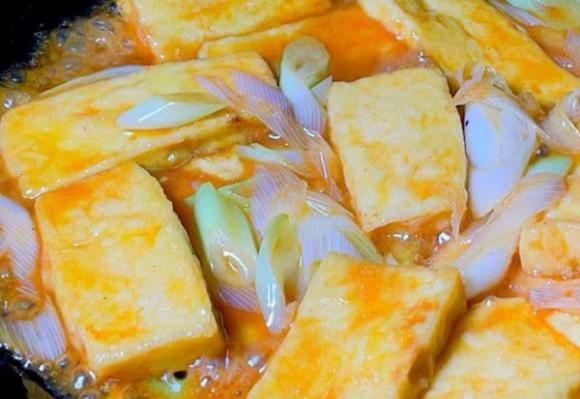 cá sốt, đậu phụ chiên, món ngon mỗi ngày