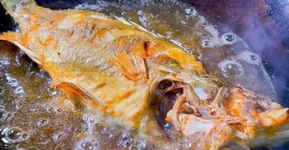 cá sốt, đậu phụ chiên, món ngon mỗi ngày