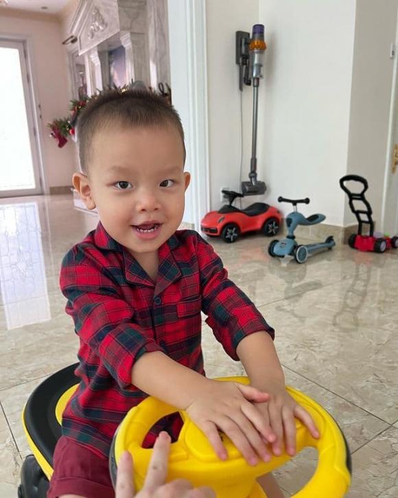 Hồ Ngọc Hà,diễn viên Kim Lý, cặp sinh đôi của Hà Hồ, sao Việt