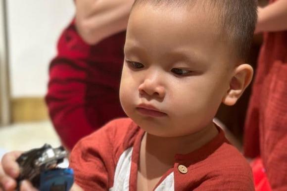 Hồ Ngọc Hà,diễn viên Kim Lý, cặp sinh đôi của Hà Hồ, sao Việt