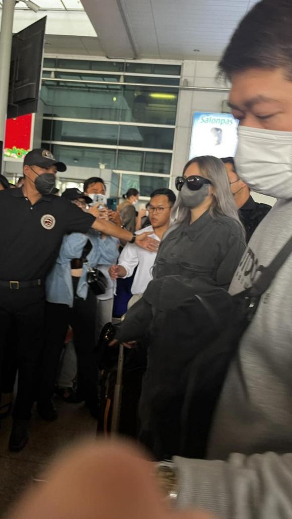 CL, 2NE1, CL (2NE1) đến Việt Nam 